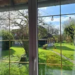La Petite Maison